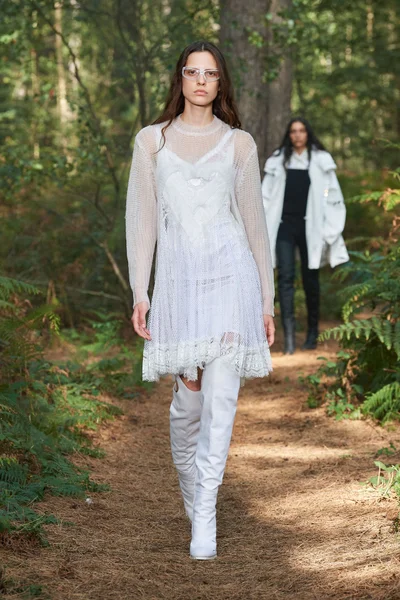Look 53